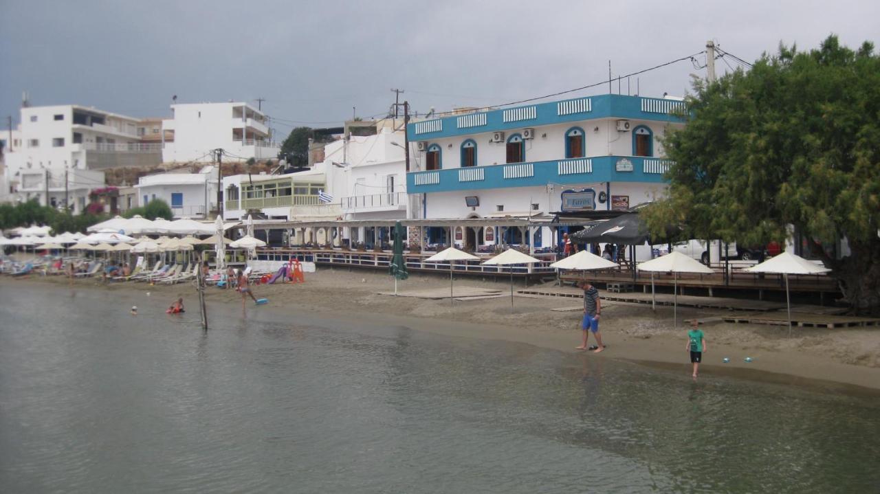 Theodora Aparthotel Makrýgialos Esterno foto